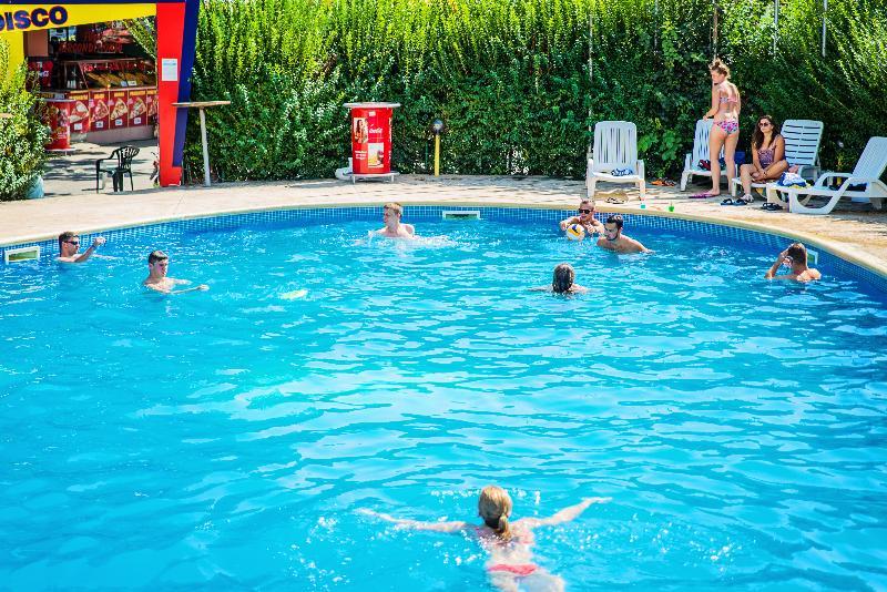 Party Golden Sands Hotel Varna Bagian luar foto