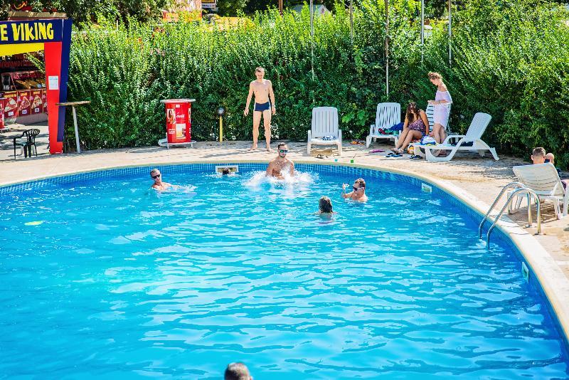 Party Golden Sands Hotel Varna Bagian luar foto