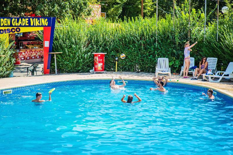 Party Golden Sands Hotel Varna Bagian luar foto